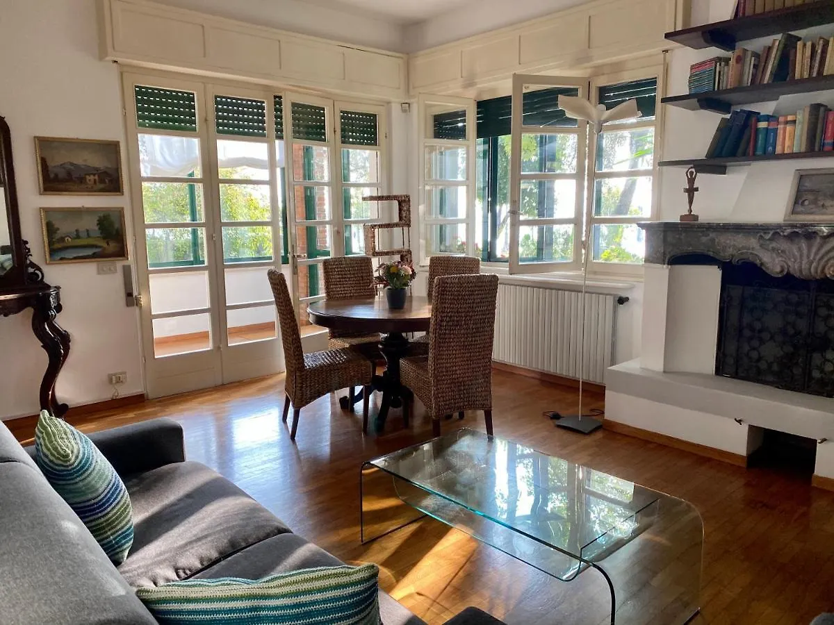 Casa Vacanze Gabbianella Villa Con Giardino Lungolago Maderno Toscolano-Maderno Apartment