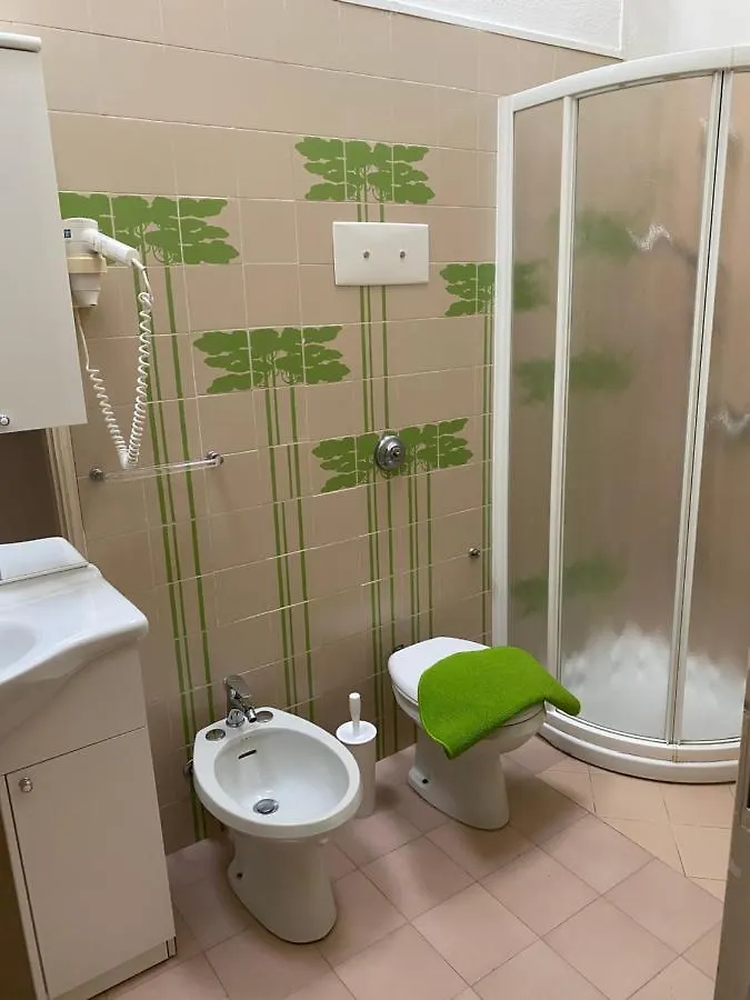 Casa Vacanze Gabbianella Villa Con Giardino Lungolago Maderno Toscolano-Maderno Italien